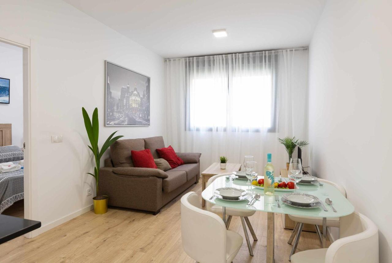 Cosmopolitan Apt & Malaga Beach Екстериор снимка